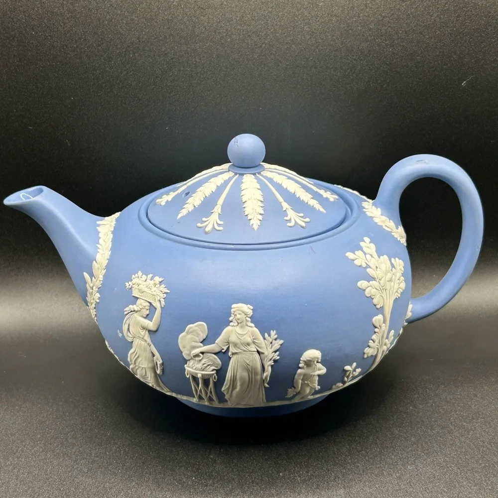 VTG Wedgwood England Blue Jasperware Collectible Greco Roman Motif Teapot, Lid - Picture 3 of 16